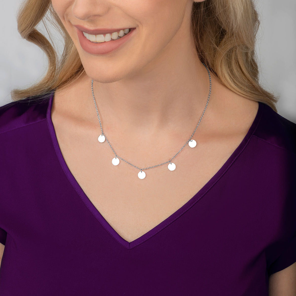 Woman wearing an Arvo Stainless Steel Mini Disc Necklace